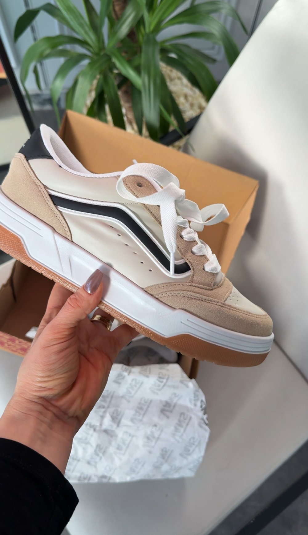 VANS LOWLAND - KREM TABA
