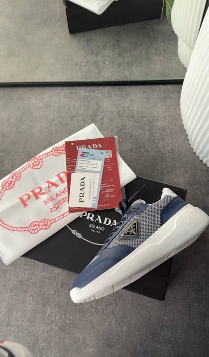 PRADA MİLANO  İTHAL - LACİVERT FÜME