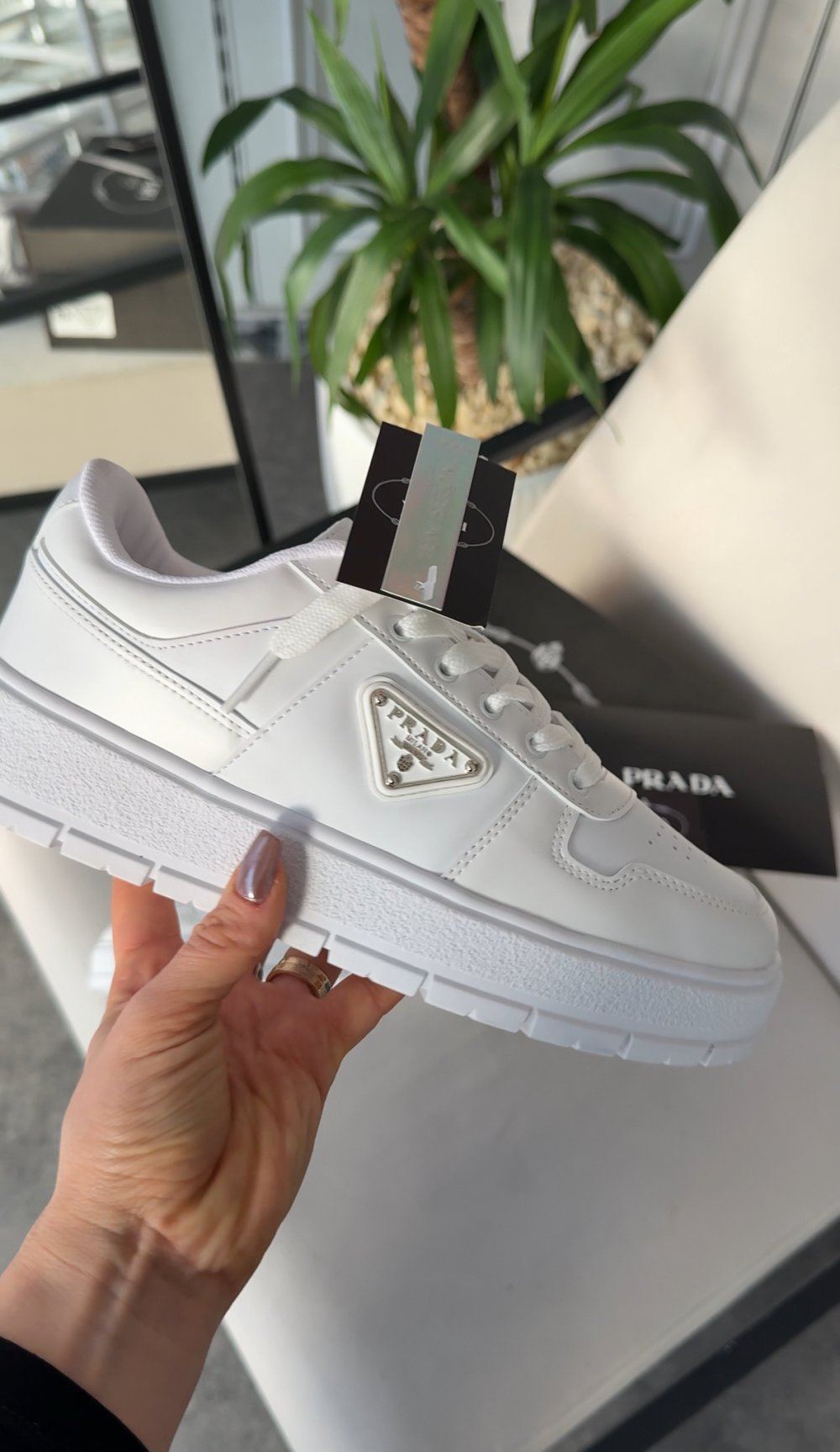 PRADA YÜKSEK TABAN  İTHAL - BEYAZ CİLT